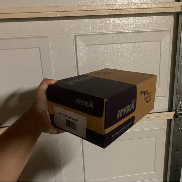 NWT RYKA Brown Sandals - Picture 2 of 5